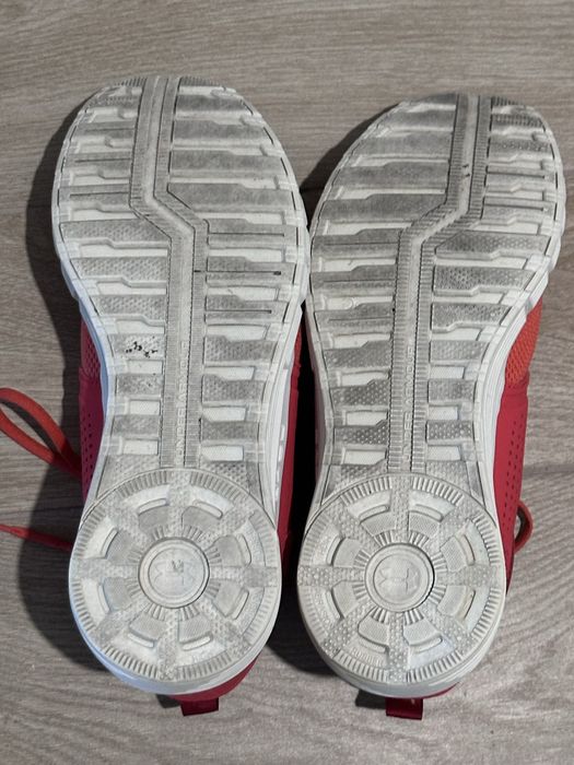 Under Armour HOVR CTW №46 – оригинални, много добро състояние