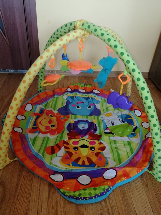 Активна гимнастика за бебе