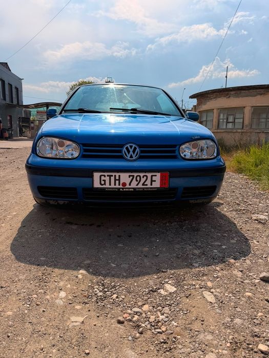 VOLKSWAGEN Golf Sportsvan 2000