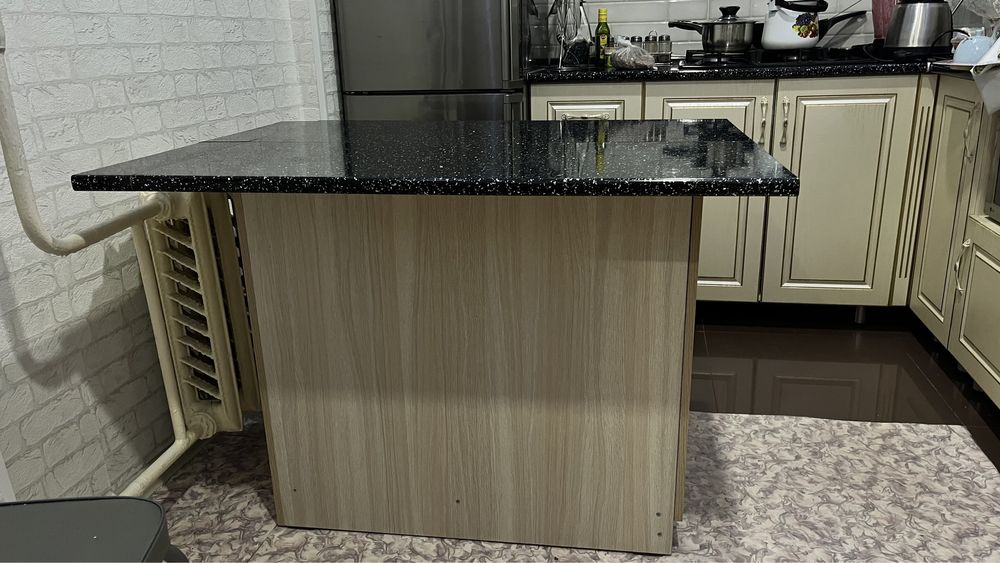 Столшкаф с стульями