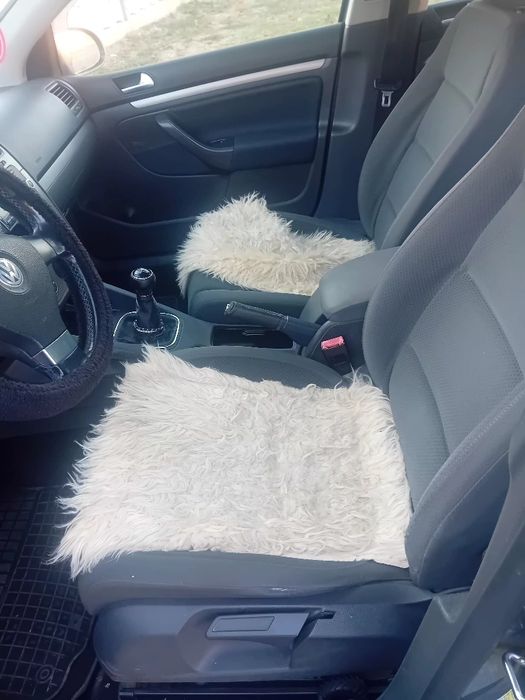 Vand golf 5  merge foarte bine