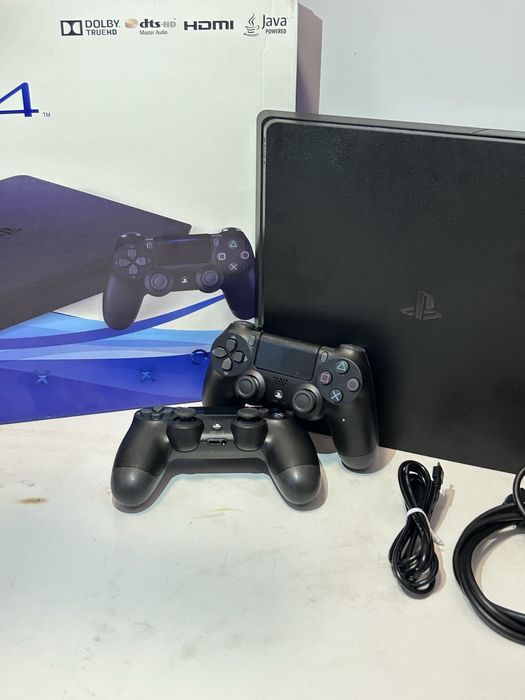 Плестейшн 4 2 джостик