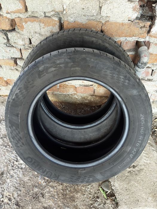 Anvelope Vara Kumho Ecsta PS71 205/60 R16