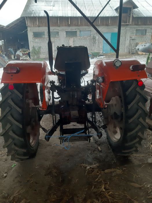 CITITI DESCRIEREA. Tractor Utb 445 De Vanzare