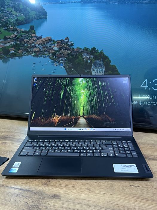 Ноутбук Lenovo