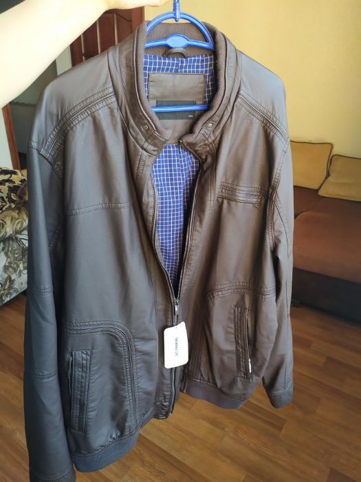 Куртка,  плащ. Вещи новые