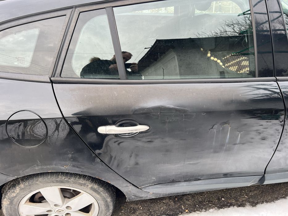 Renault Megane III Grandtour 1.5 dCi 110 CP Automat – 2011