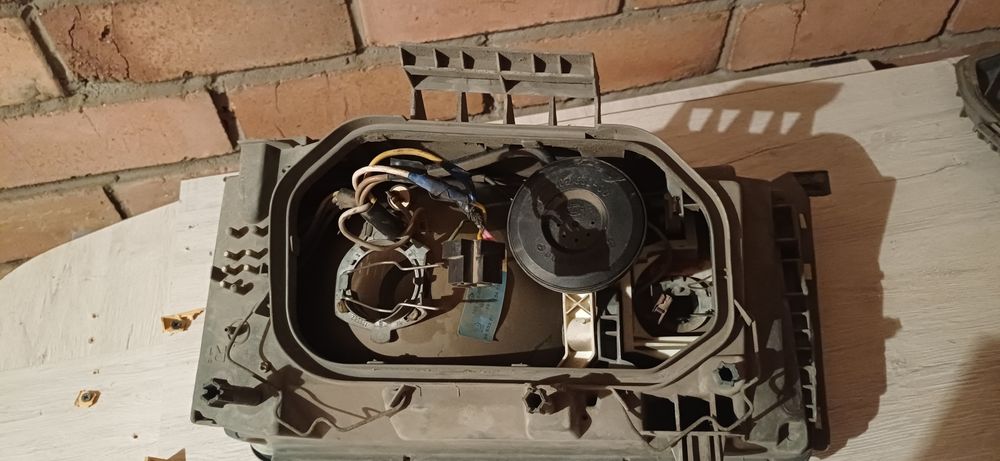 Фары на мерс 124