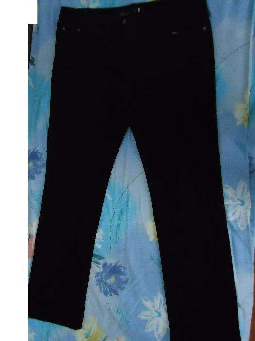 Pantaloni reiati (noi)