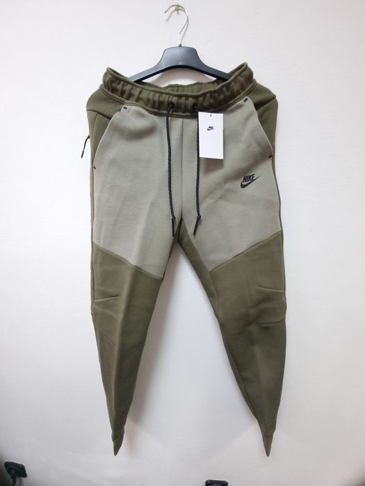Nike Tech - pantaloni lungi premium (nike, adidas, jordan)