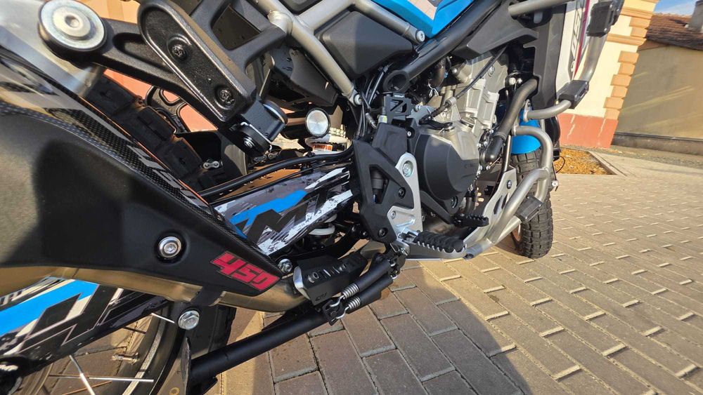 CF Moto 450 MT 2025