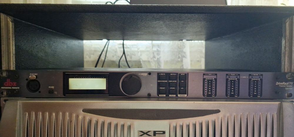 Vând puteri și Procesor dbx DriveRack PX