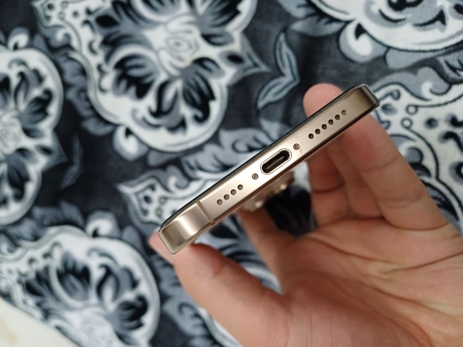 Iphone 16 pro max 256 95% yomks sim+esim