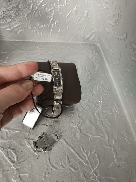 Часы швейцарские Roamer