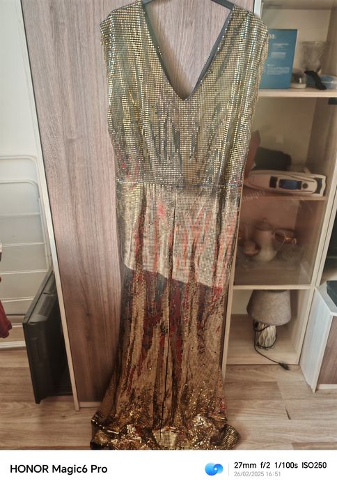 Ослепителна рокля