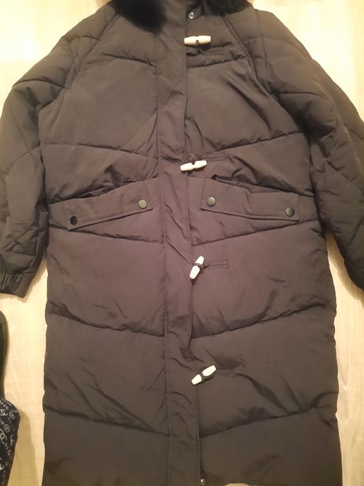 Продам куртки зимние раз 48