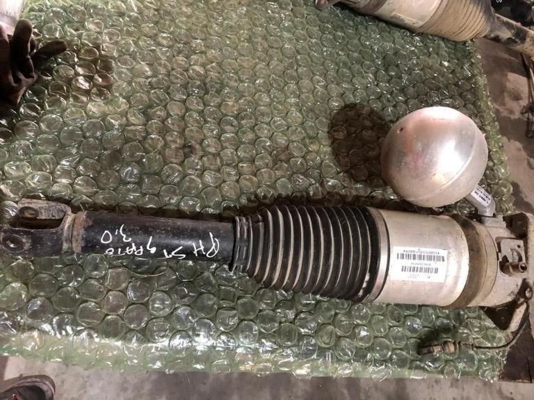 Perna de aer stanga spate Volkswagen Phaeton 3D0616001K