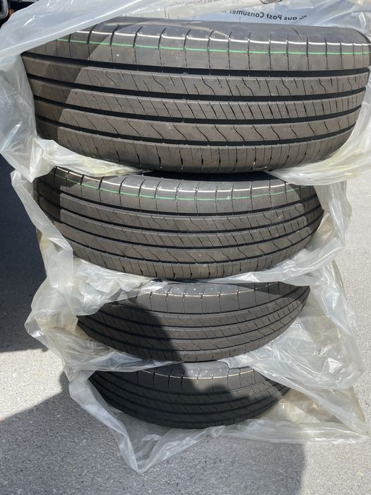 Anvelope Goodyear 215/60R17