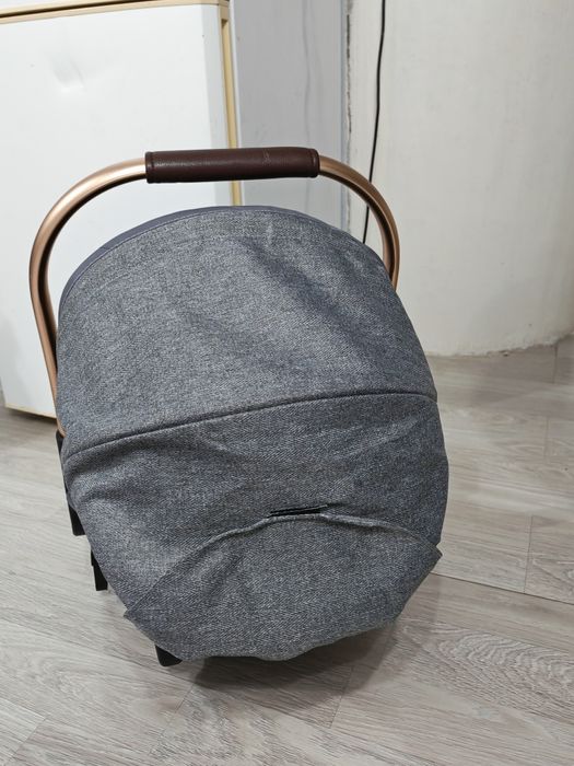 Коляска с автокреслом