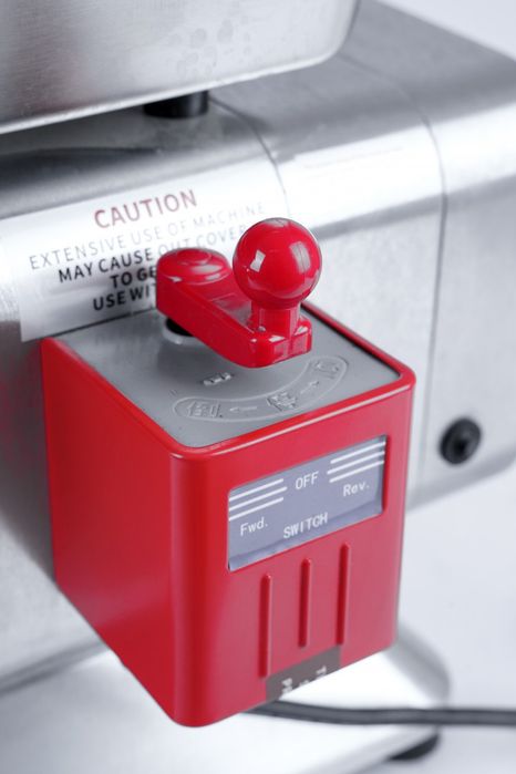 мясорубка  электрическая 12