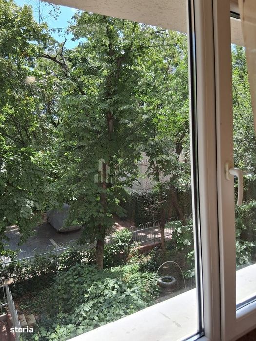 Apartament 2 camere/50mp/etaj 1/balcon/10 min metrou Dristor/Parc IOR