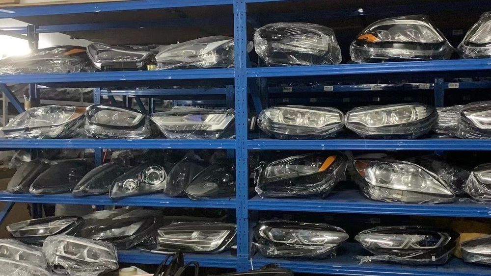 Faruri Mercedes Toyota Lexus Volkswagen