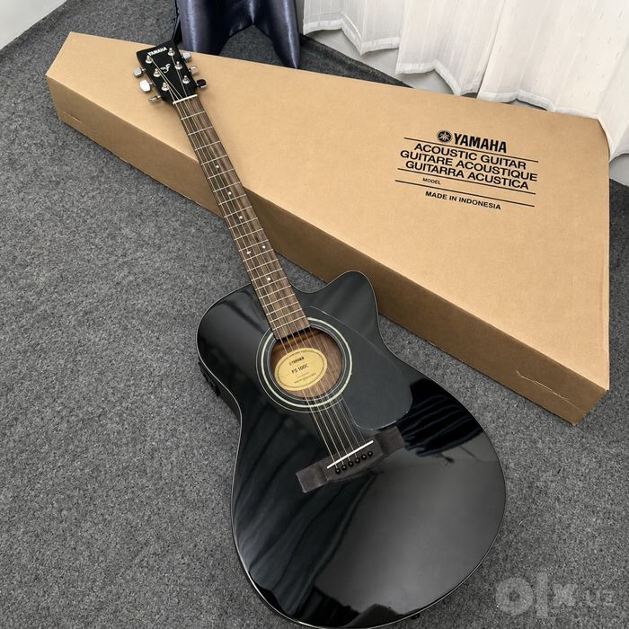 Гитара Yamaha FS 100