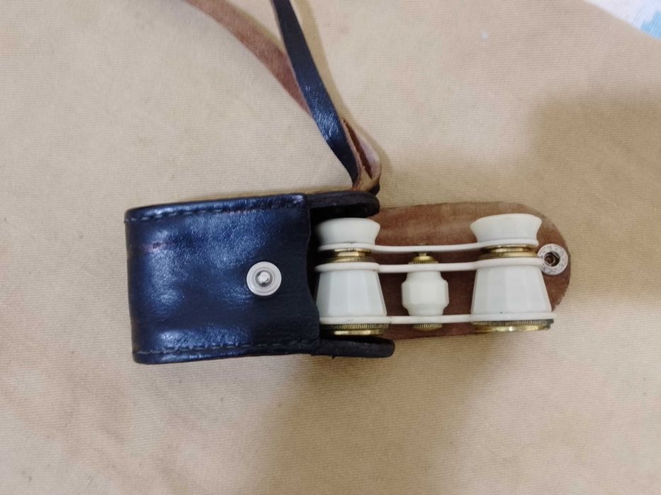 Бинокль театральный экспортный СССР