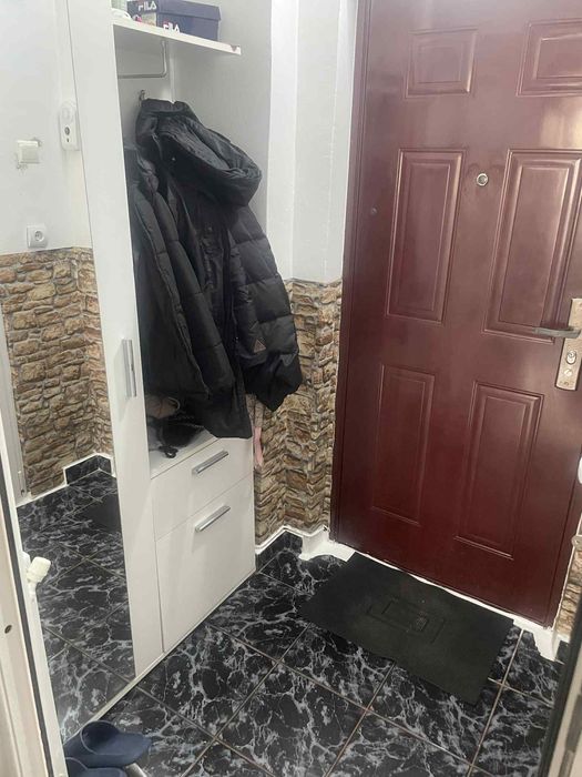 Garsonieră de vânzare