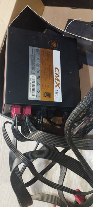 Cougar 1200 80+btonze CMX блок питания