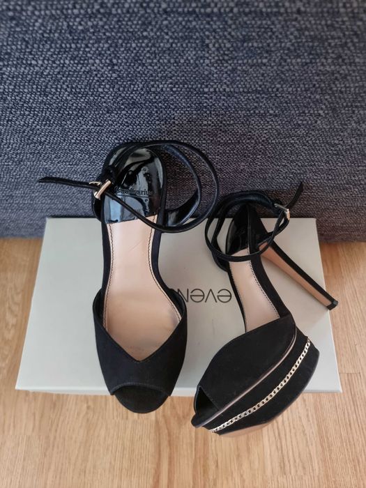 Sandale stradivarius