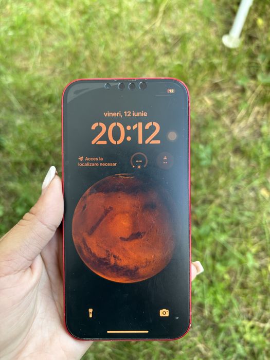 Vând iphone 13 in stare foarte bună