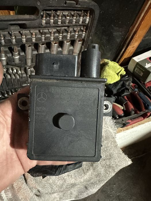 Реле подгревни свещи Mercedes E280 W211 A642