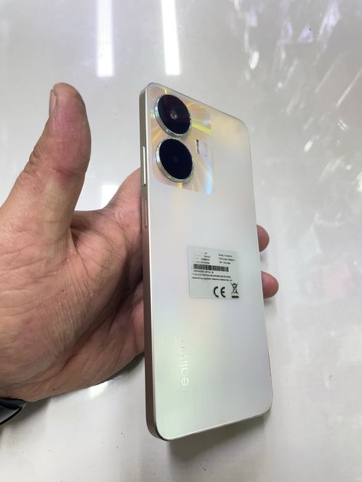 Realme C55 (256GB) в идеальном состояний