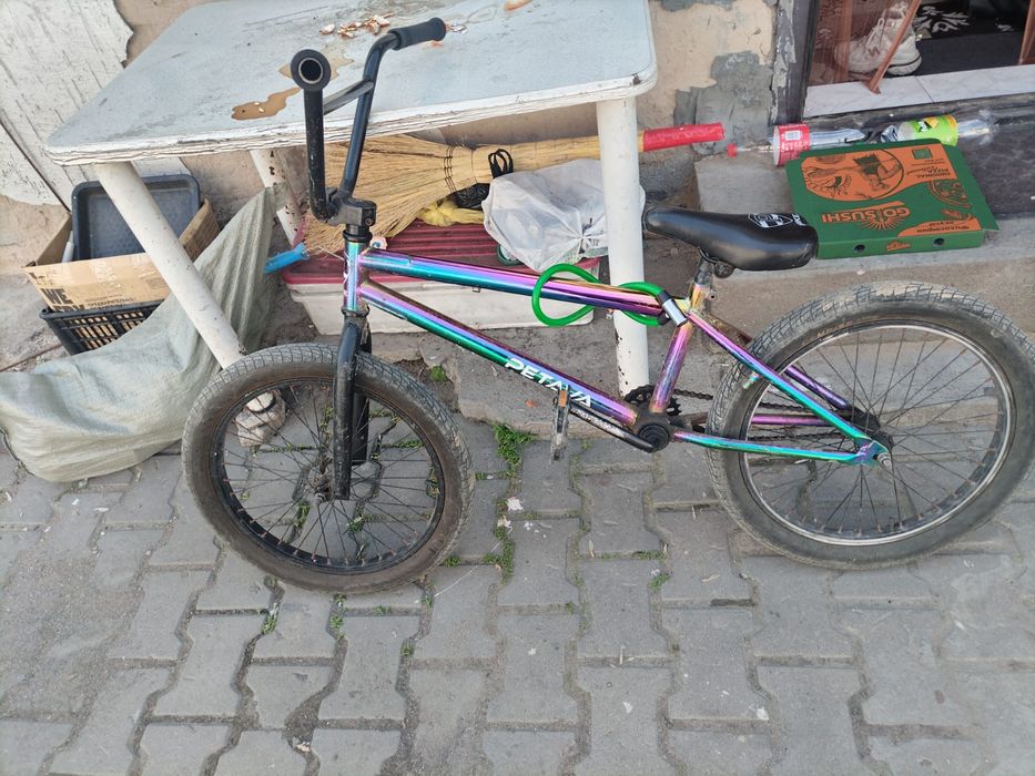 Продаю срочно bmx petava