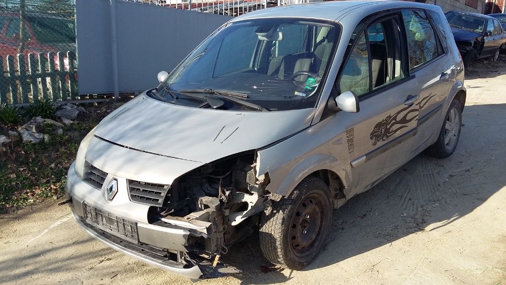 Рено меган сценик 1,5 дци. Renault Megane Scenic 1,5 dci. На части.
