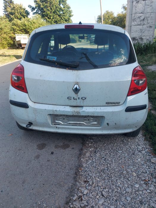 Рено Клио 1.5 дци 2007 г на части !!!