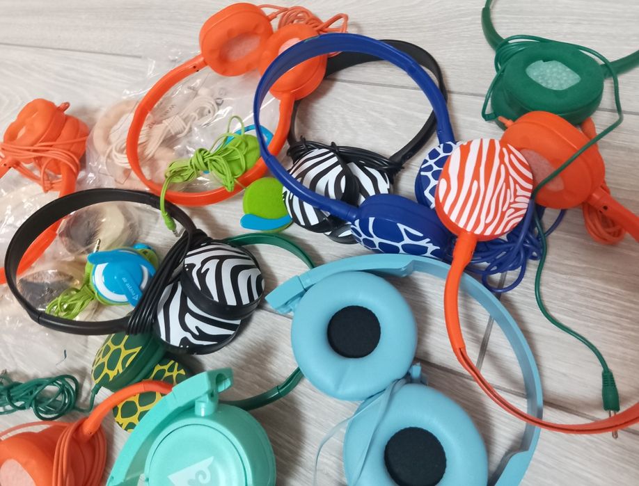 Срочно продам наушники.