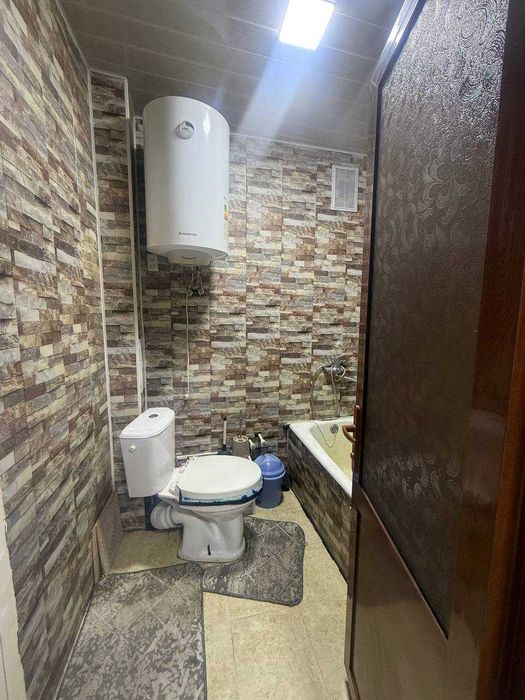 Продаётся с мебелью 2-комнатная квартира 1-этаж Адрес Вокзал Партсьезд