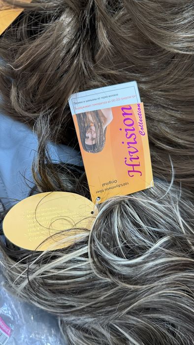 Продам два парика