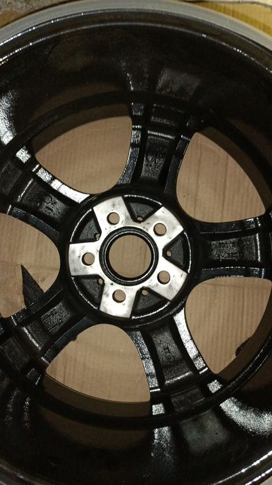 Продам 16 диски титаны