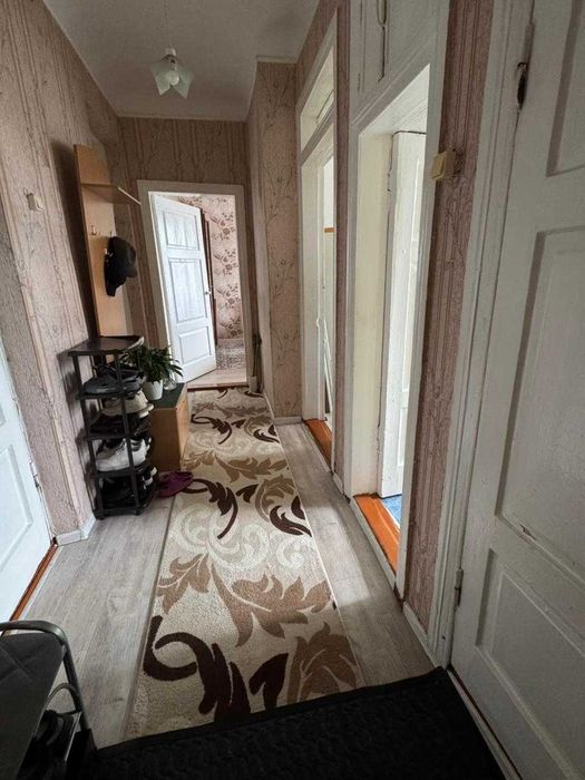 Продается 4 комнатная квартира в Старом городе.