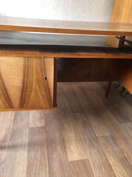 Письменный стол, Румыния, 1971 г