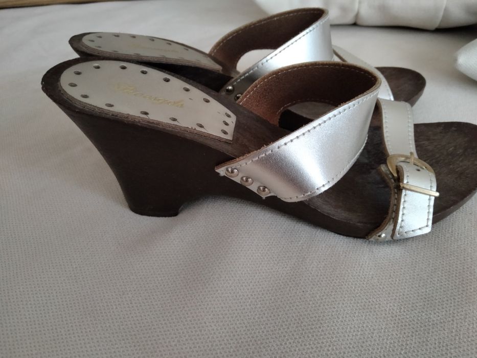 Saboți din piele naturala, măr. 39