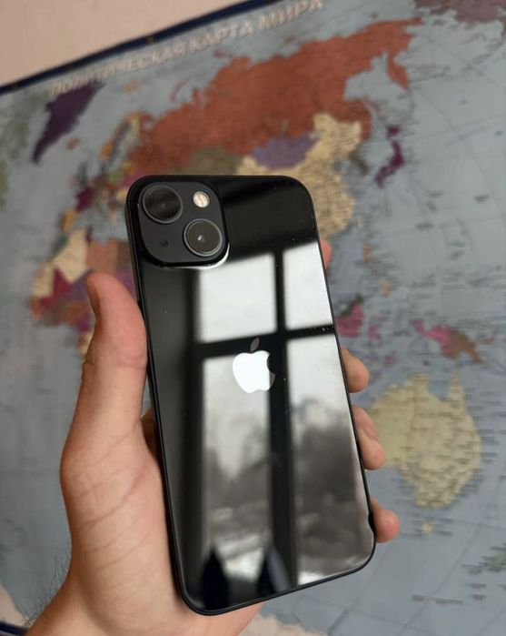 Продам айфон 13 iPhone 13