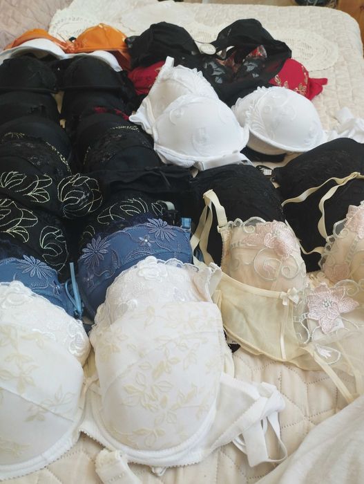 Разпродажба на сутиени внос Германия   над 90% намаление