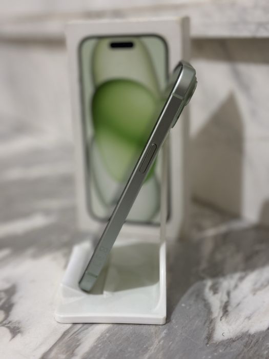 IPhone 15 128GB - Green - Като Нов