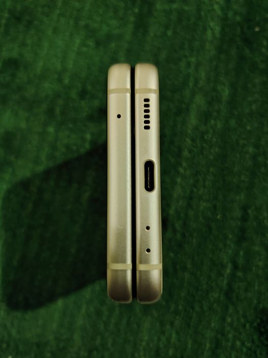 Samsung galaxy z flip 3