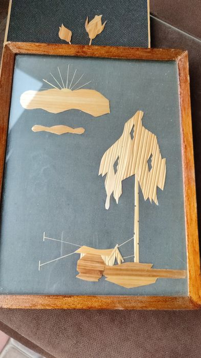 Панно из соломки.