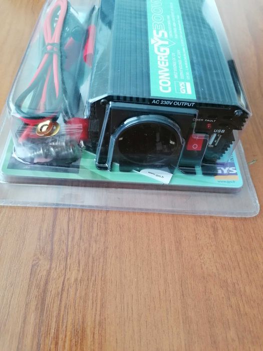 Инвертор на напрежение